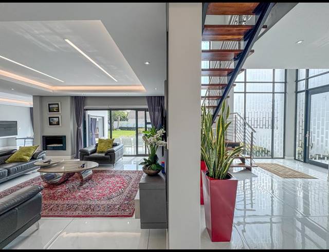 4 BEDROOM PROPERTY TO RENT IN MIDSTREAM ESTATE